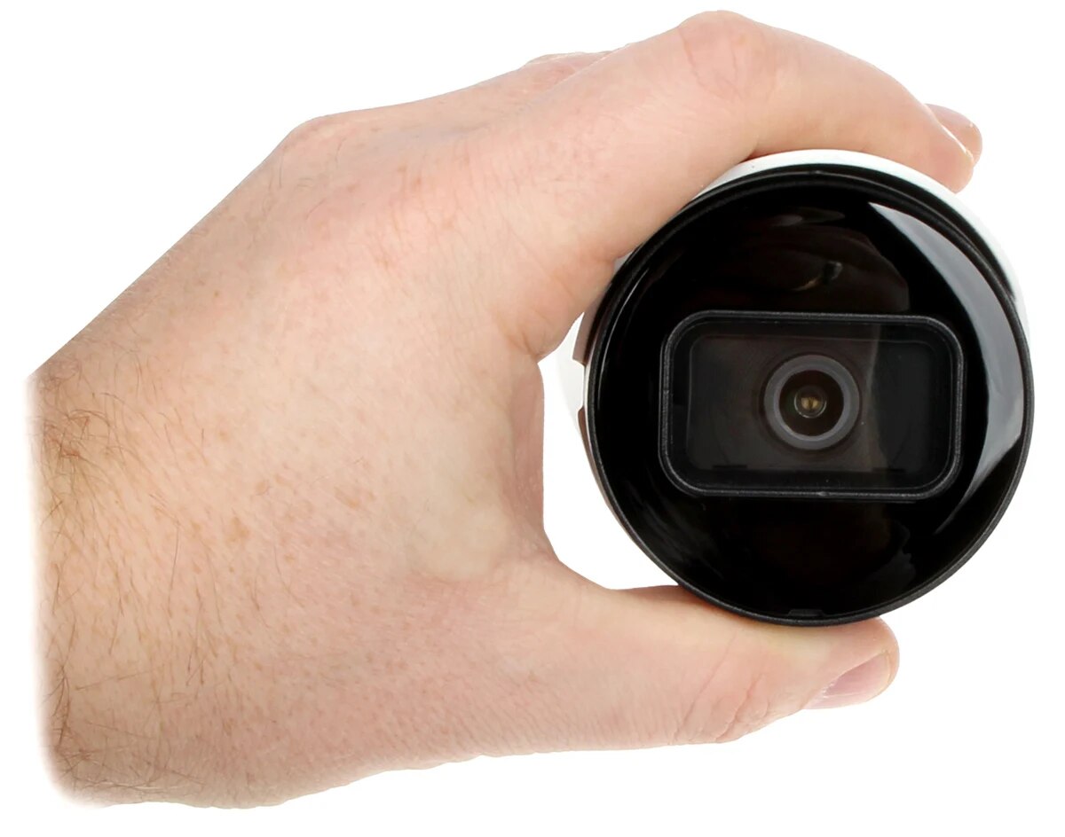 دوربین مداربسته 8 مگا پیکسل تحت شبکه داهوا مدل IPC-HFW2831SP-S-S2 به لنز 2.8mm مجهز شده است.